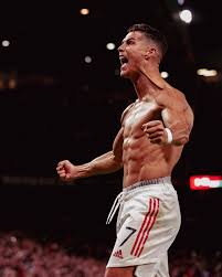 媒体人：只有绿军球迷知道尼克斯有多强 希望下赛季双方战个痛快